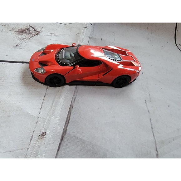 5" Kinsmart 2017 Ford GT Scale Diecast Model Toy Car- Red - Picture 2 of 10